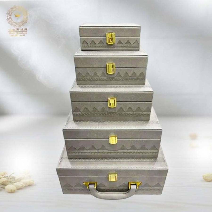 صندوق جلد نقش نجدي