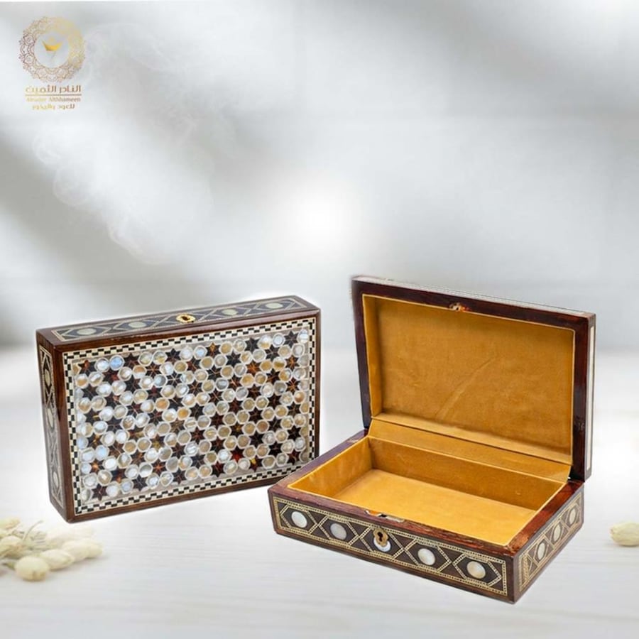 صندوق صدف حجم ربع كجم بمفتاح