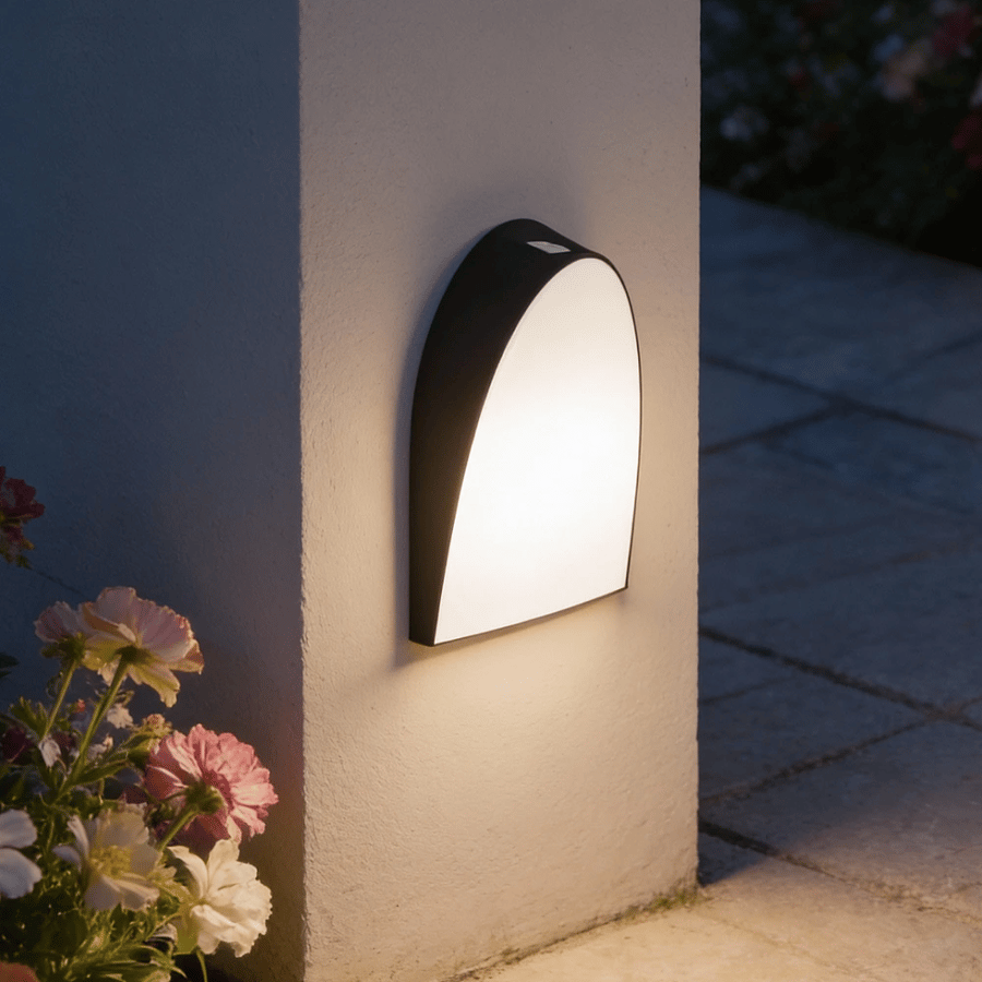 Wall-mounted 30-watt outdoor LED flashlight