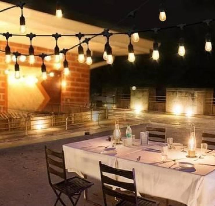 Black decorative string lights, 10 meters, 1 bulb per meter, including lighting, 9 watts