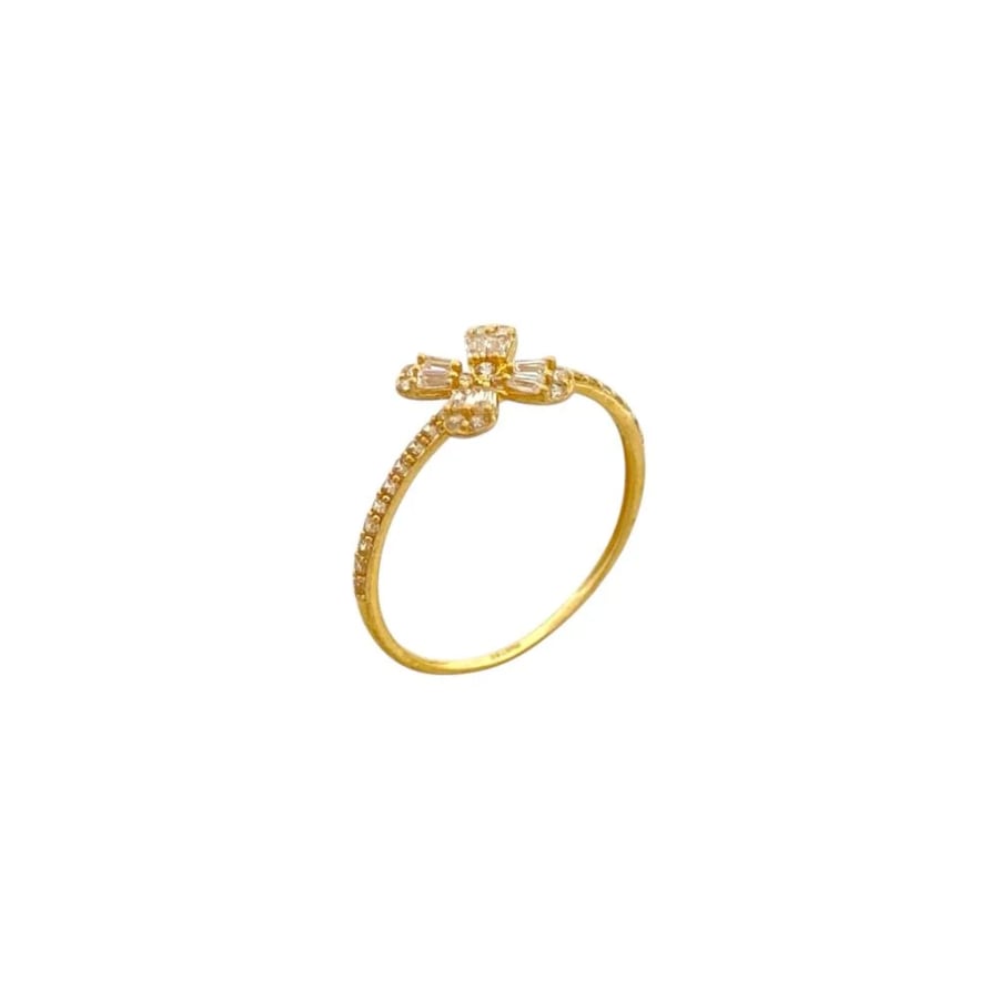 18 karat gold ring, weight 0.78 grams
