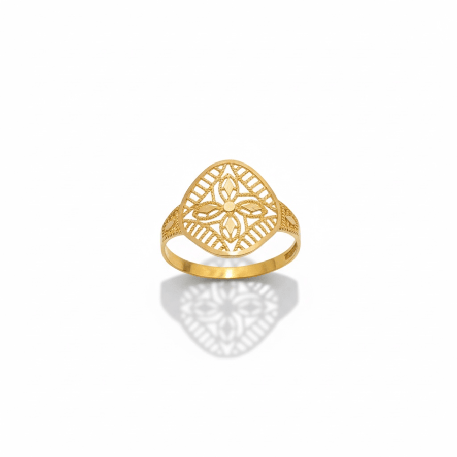 21-karat gold ring, weighing 1.08 grams