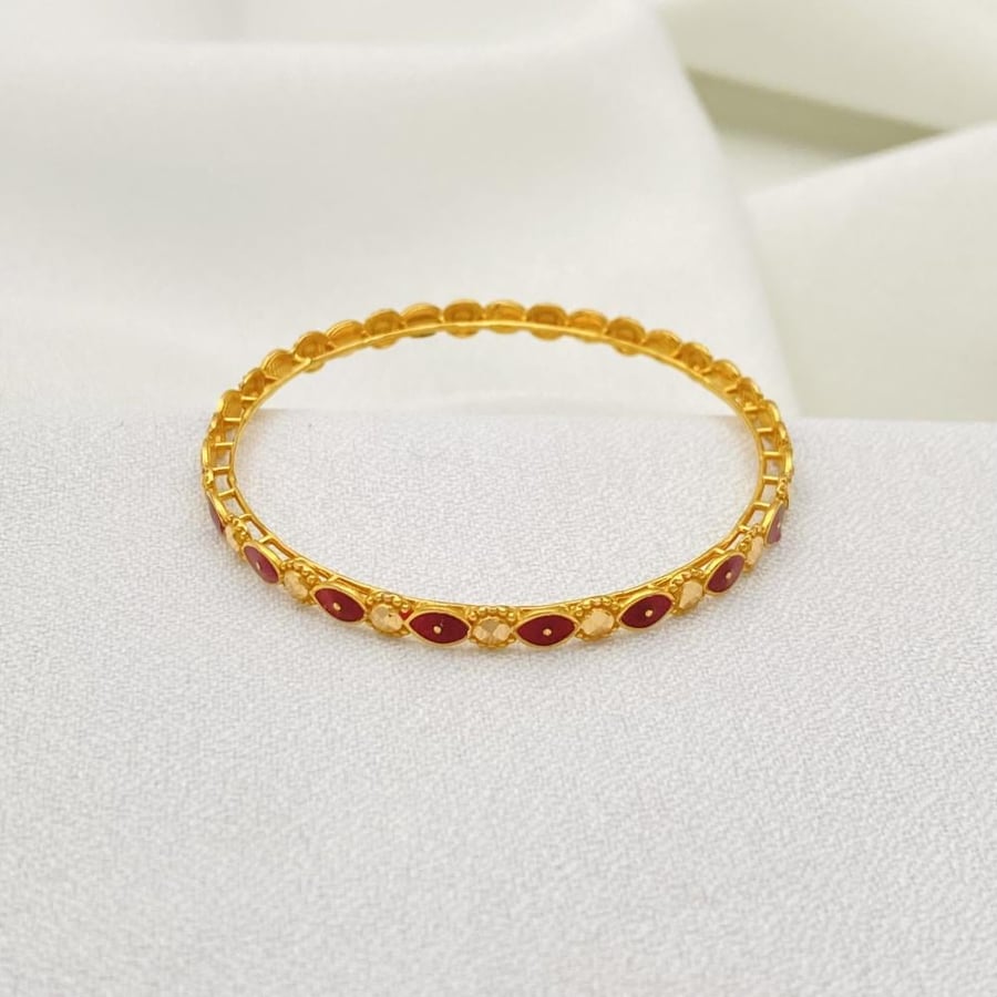 Children's gold bangles, 21 karat, weighing 4.50 grams
