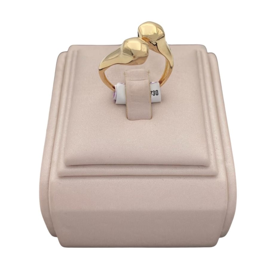 18-karat gold ring, weighing 2.02 grams
