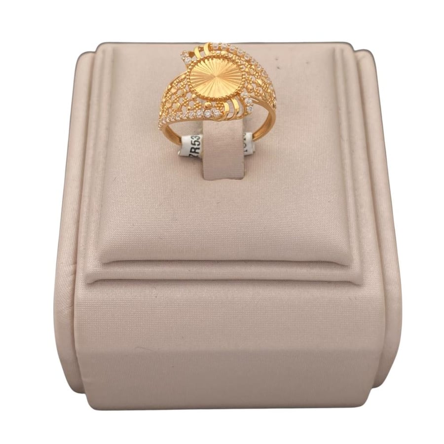 21-karat gold ring, weighing 1.79 grams
