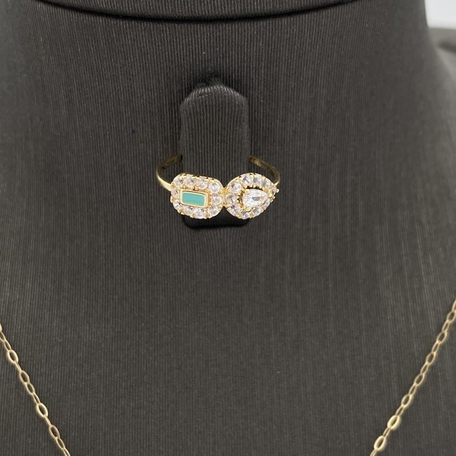 Half a set of children's gold jewelry, 18 karat, weighing 3.38 grams