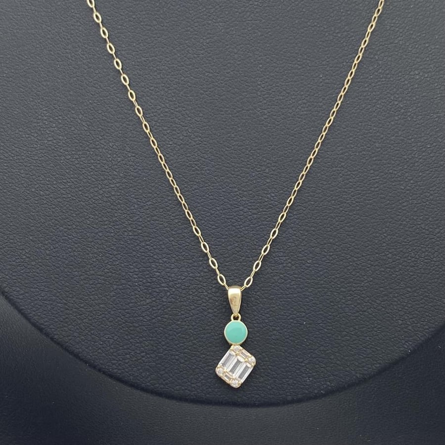 Children's necklace, 18 karat gold, weight 1.10 grams