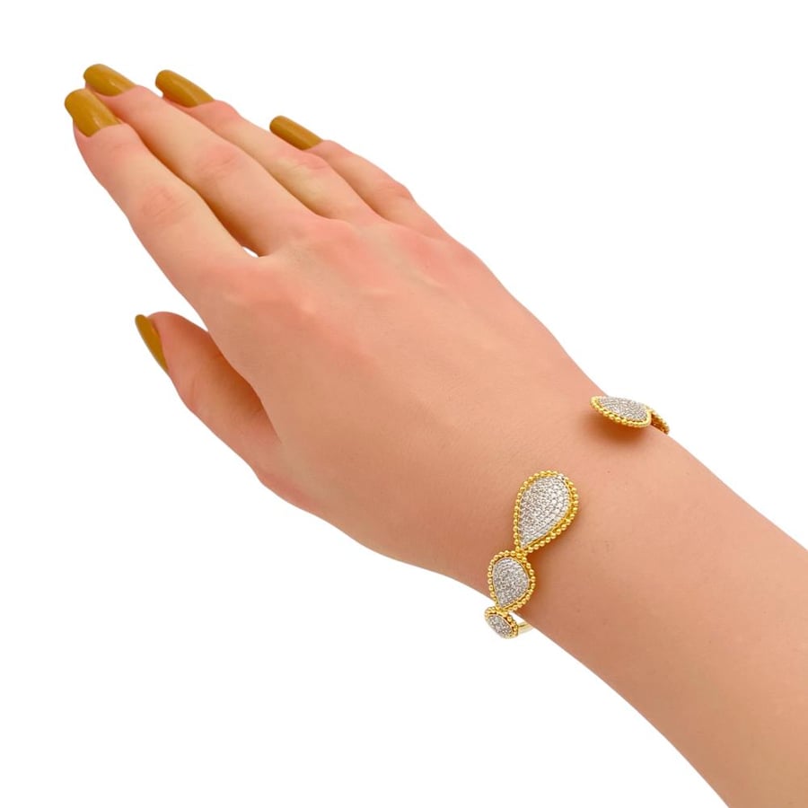 18 karat gold bracelet, weight 10.66 grams
