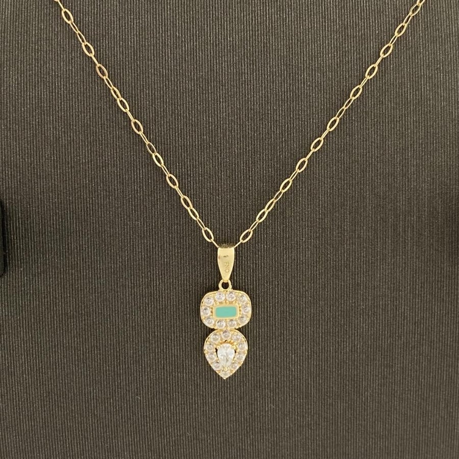 Half a set of children's gold jewelry, 18 karat, weighing 3.38 grams