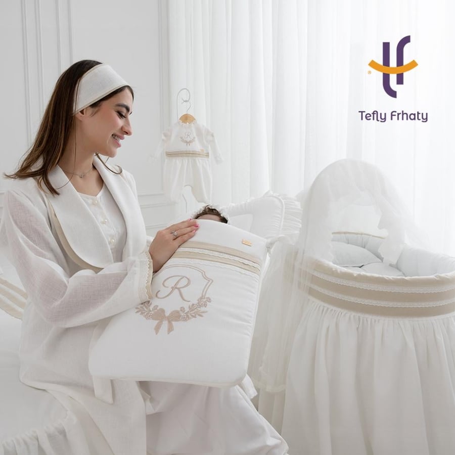 طقم استقبال أوف وايت