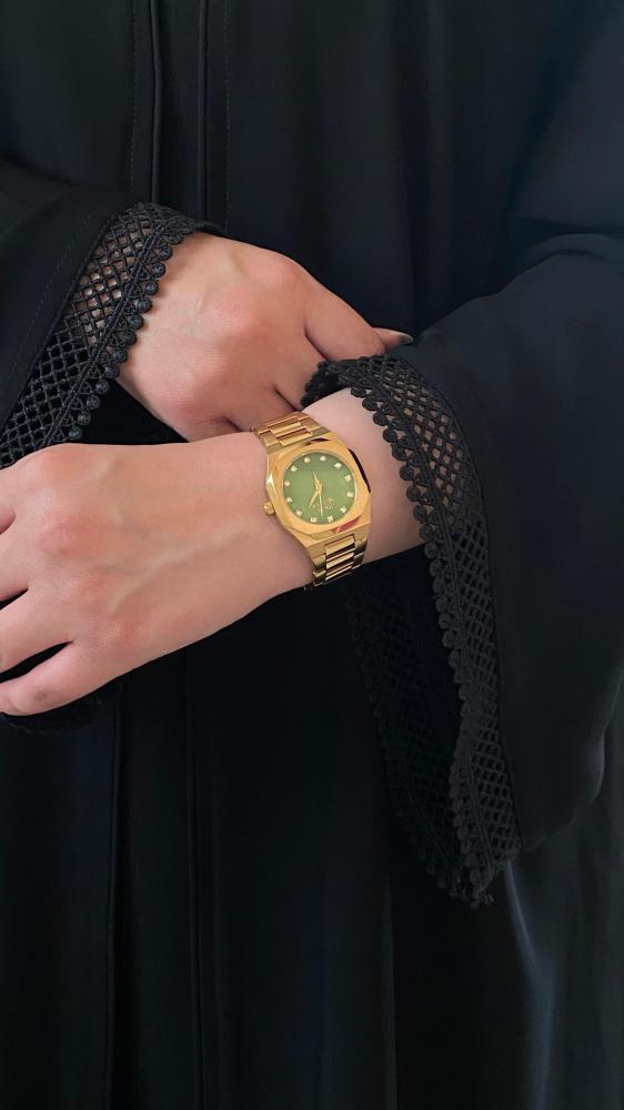 عبايه الجوهره + طرحه