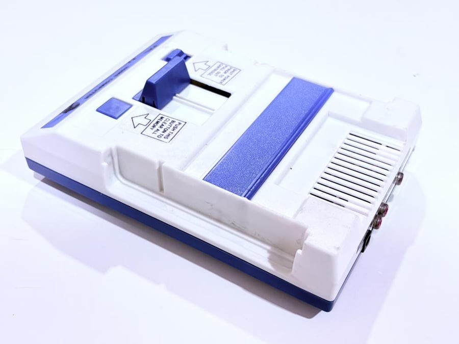 جهاز العائله اصدار سنة 98 (Family Computer) مع شريط العاب فيها كابتن ماجد عربي
