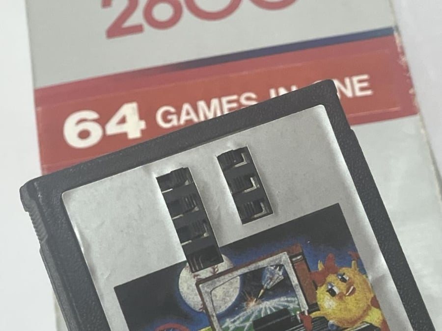 Atari cartridge with 64 games