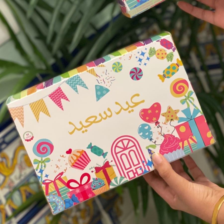 1 صندوق  اطفال فارغ