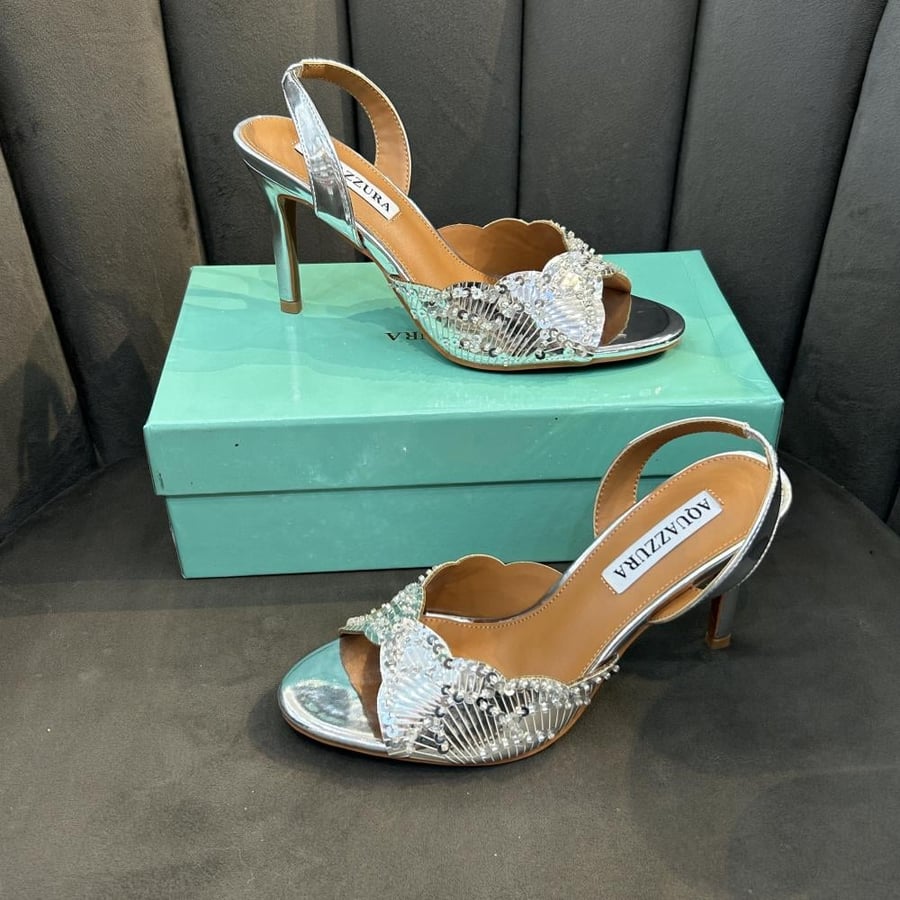 جزمة AQUAZZURA