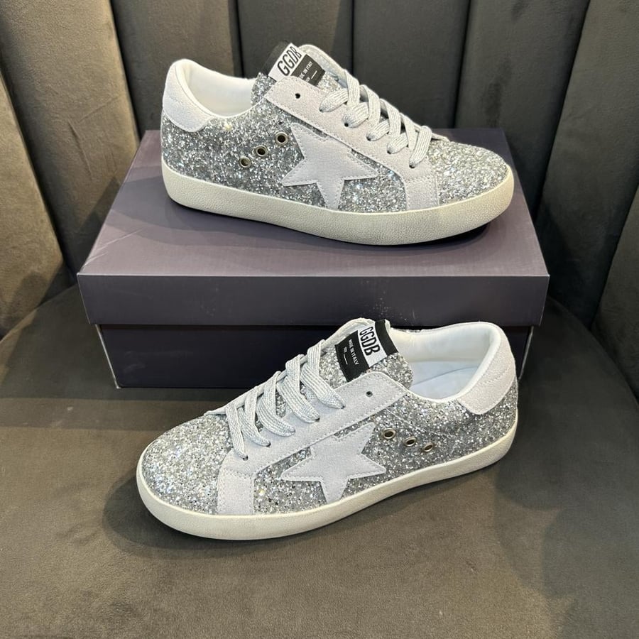 شوز Golden goose