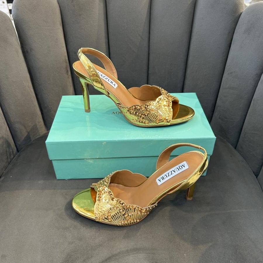 جزمة AQUAZZURA