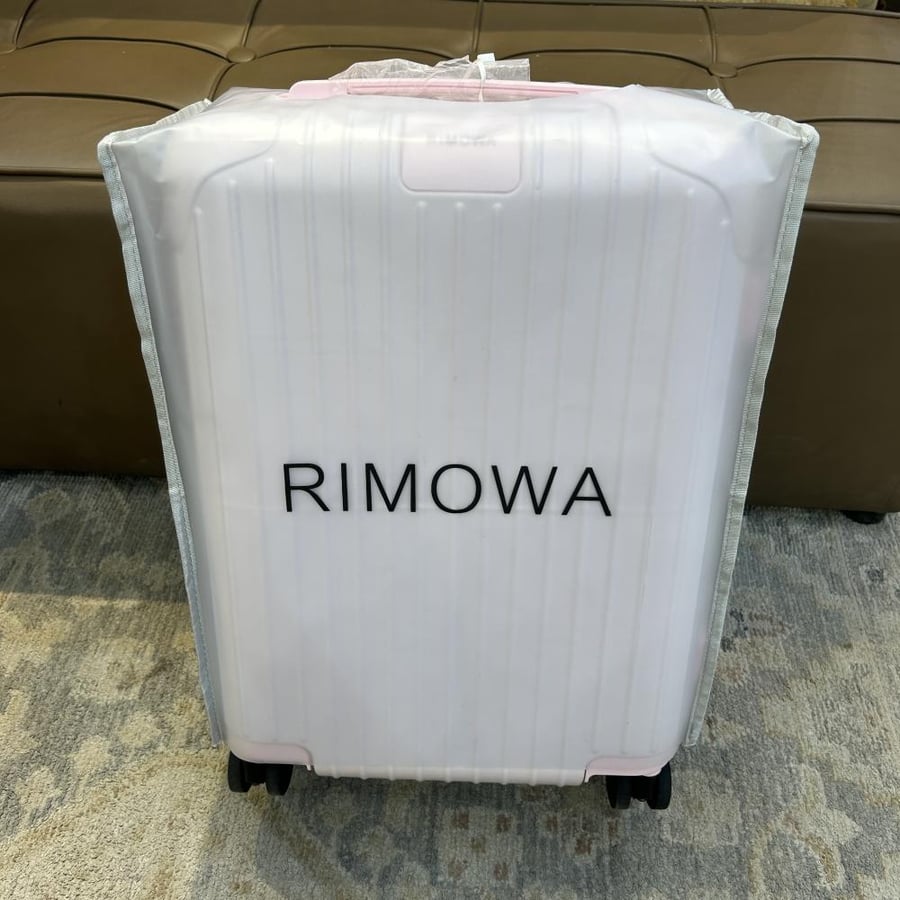 شنطة RIMOWA