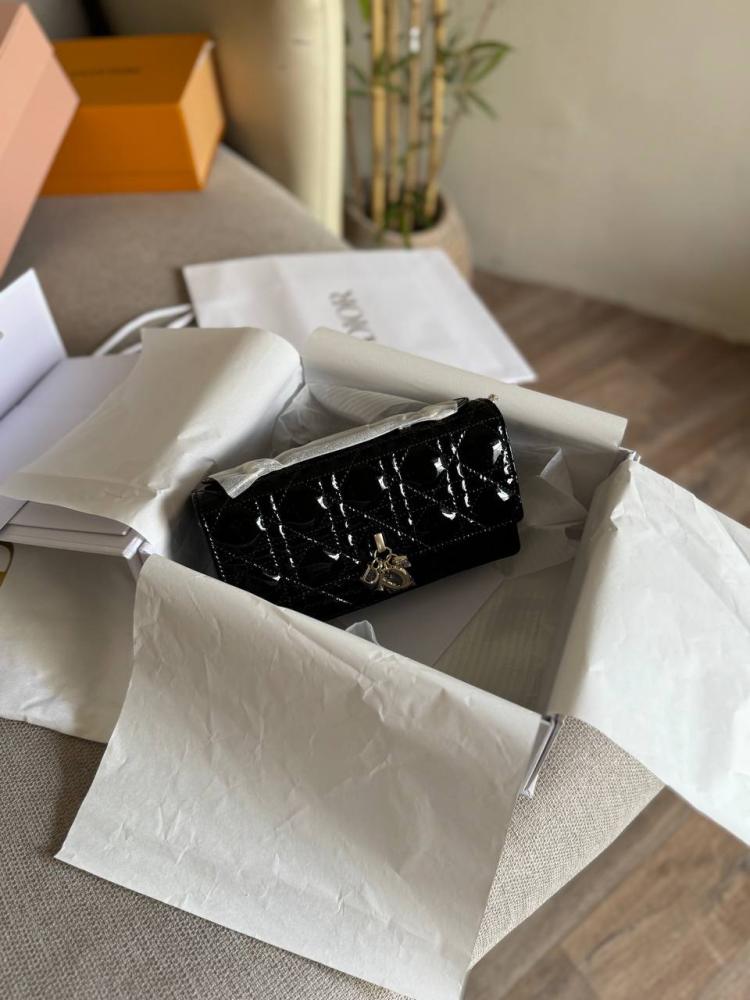 شنطة ديور ليدي كلاتش 21CM