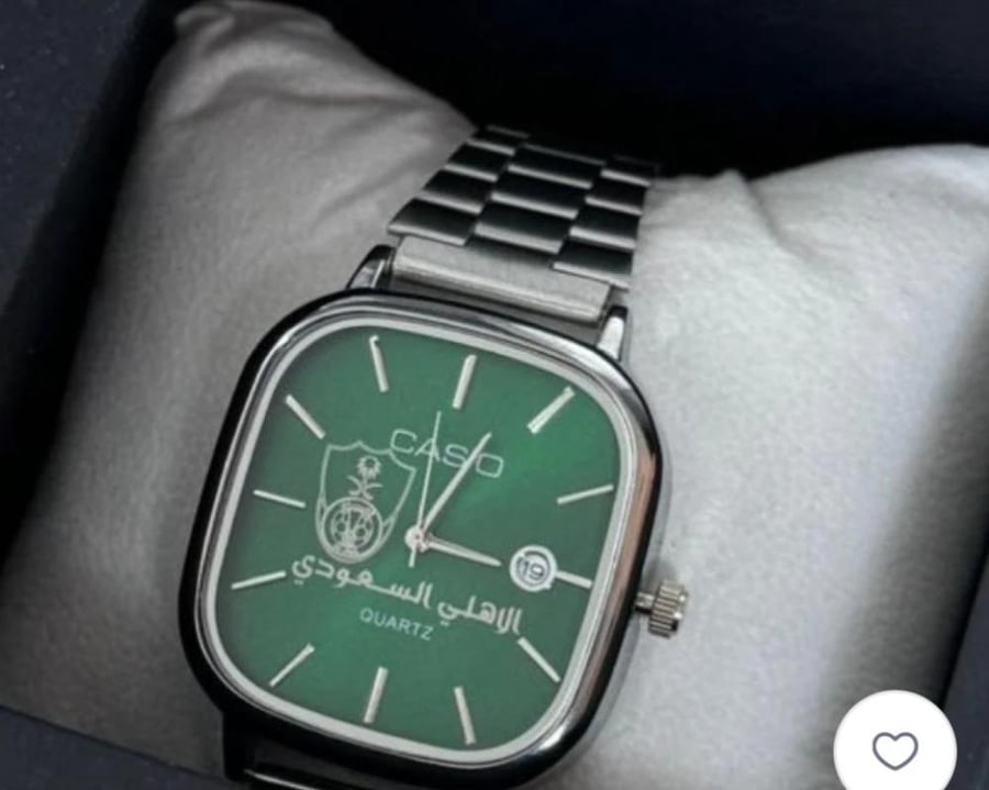ساعة اخضر بشعار الاهلي