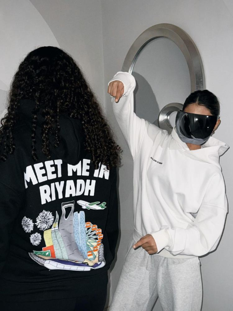 هودي "Meet Me in Riyadh" –