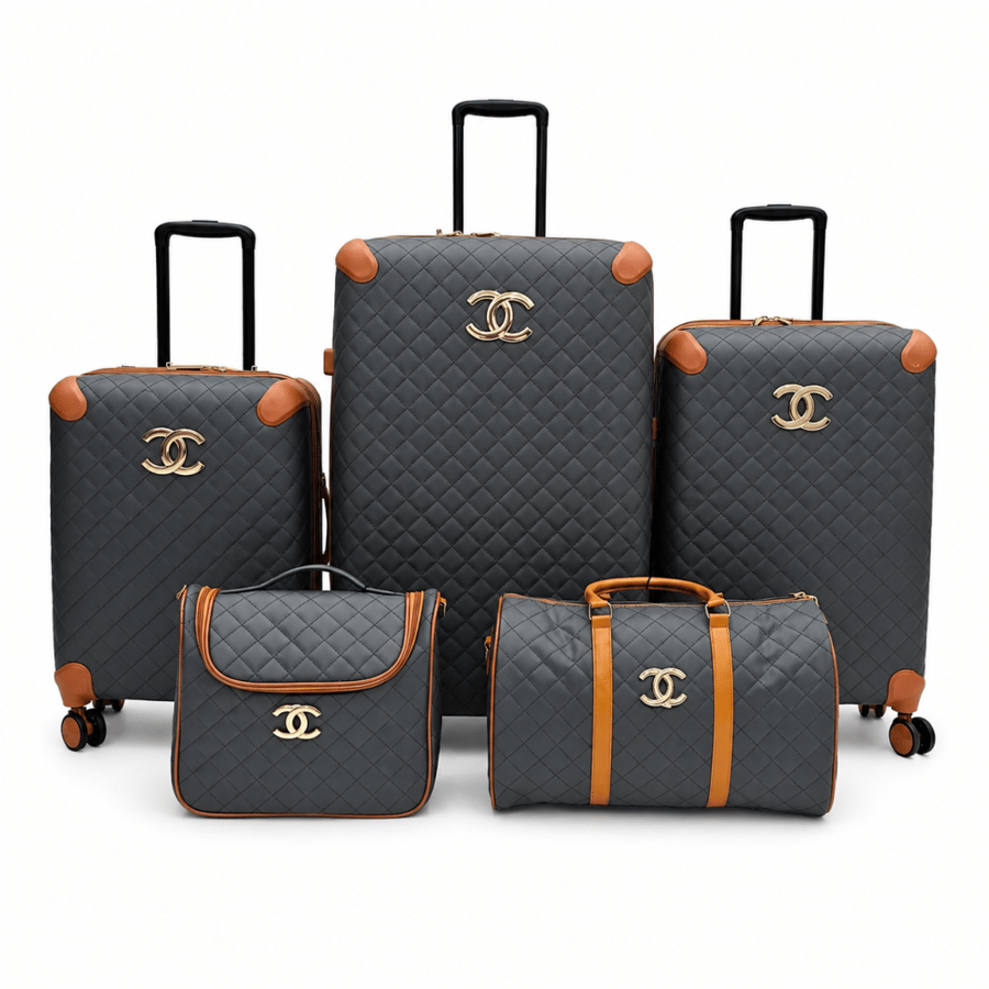 طقم شنط سفر 5 قطع قابل للتوسعة بتصميم CHANEL – رمادي فحمي مبطن