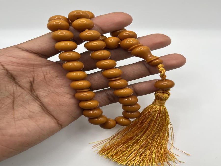 بكلايت قص ذروي لون كركمي