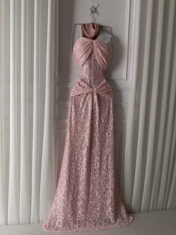 Safiya's dress