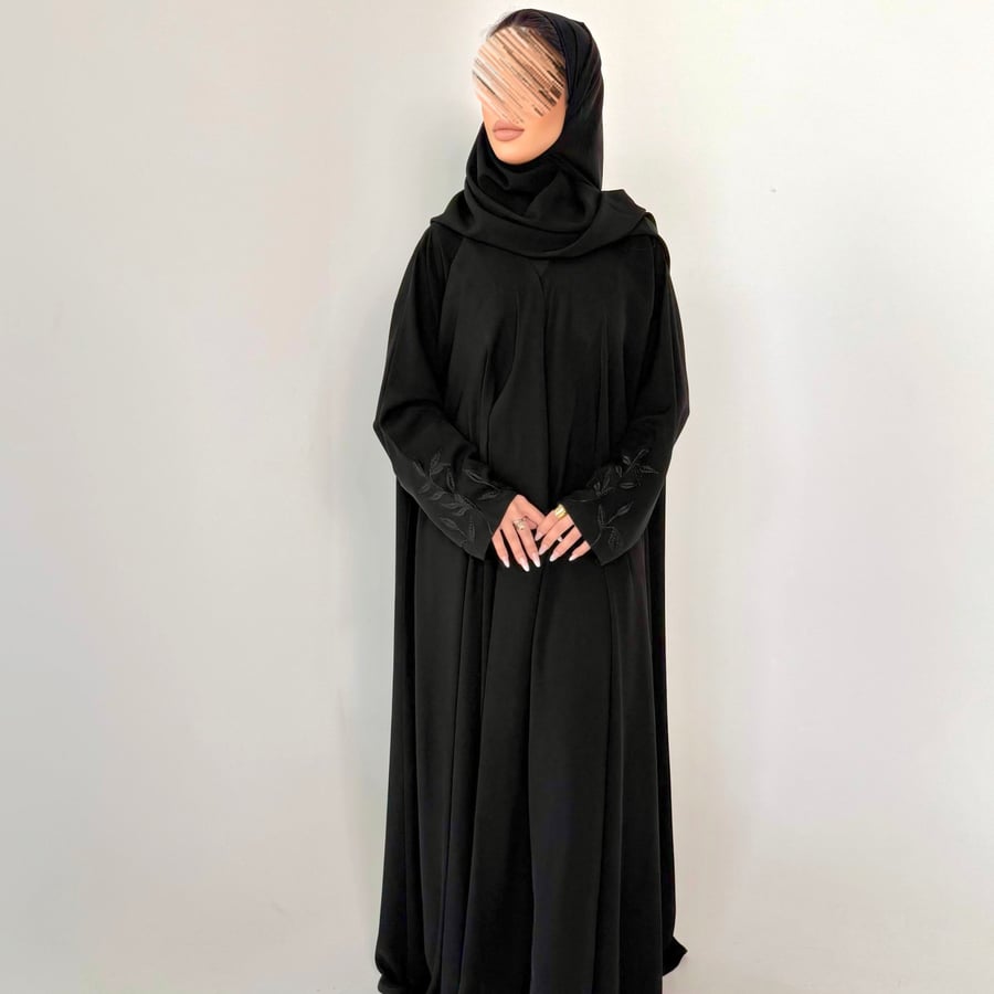 عباية قمر تطريز