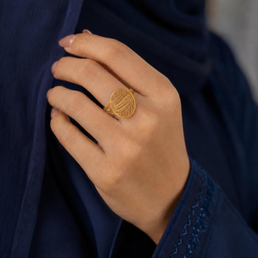 خاتم ذهب دائرة شبكي معين مع خطوط مموجة لماعة - عيار 21