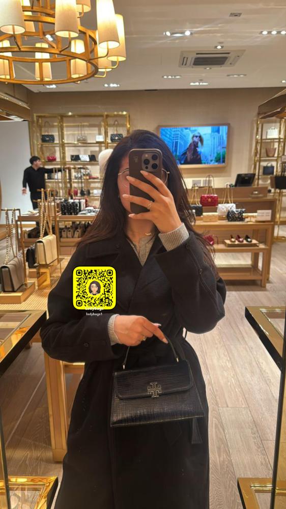 Tory Burch britten top handle