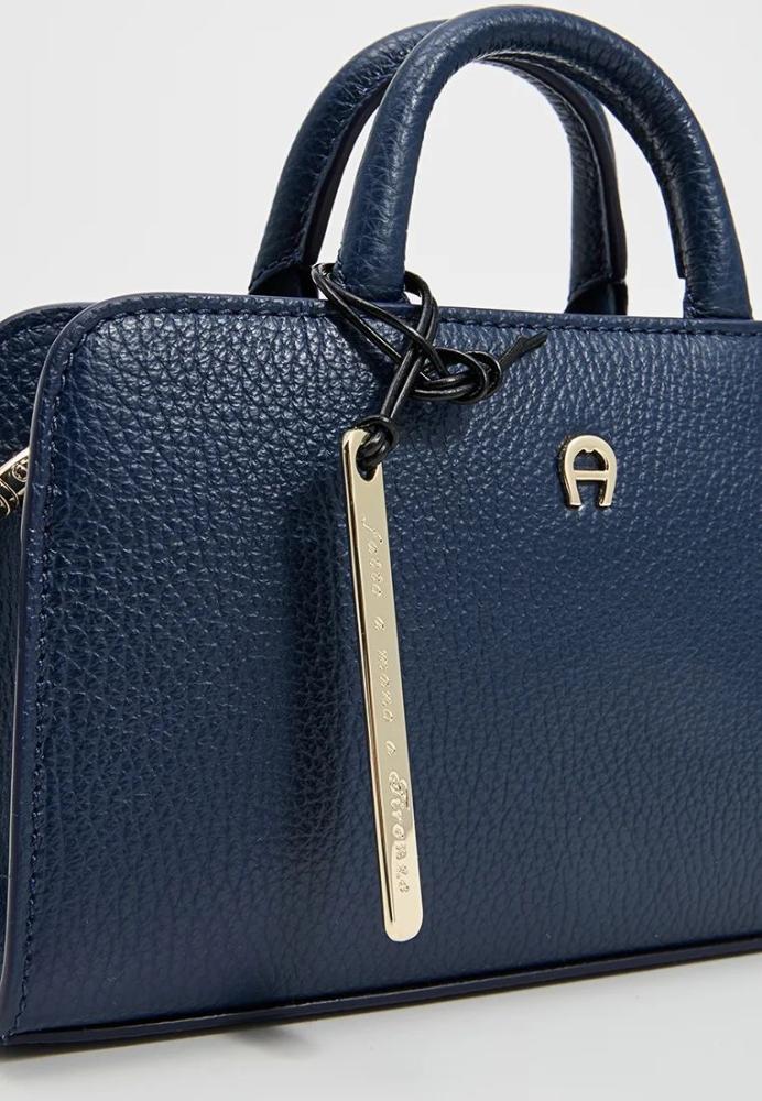 Aigner cybill