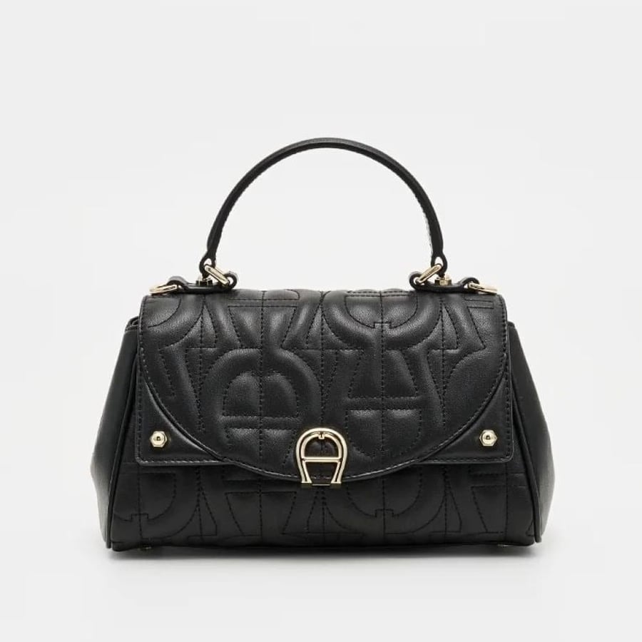 Aigner diadora handle