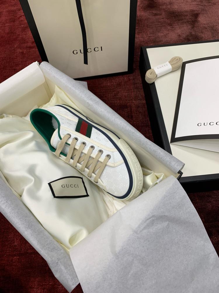 Gucci Tennis Sneakers GCSW124