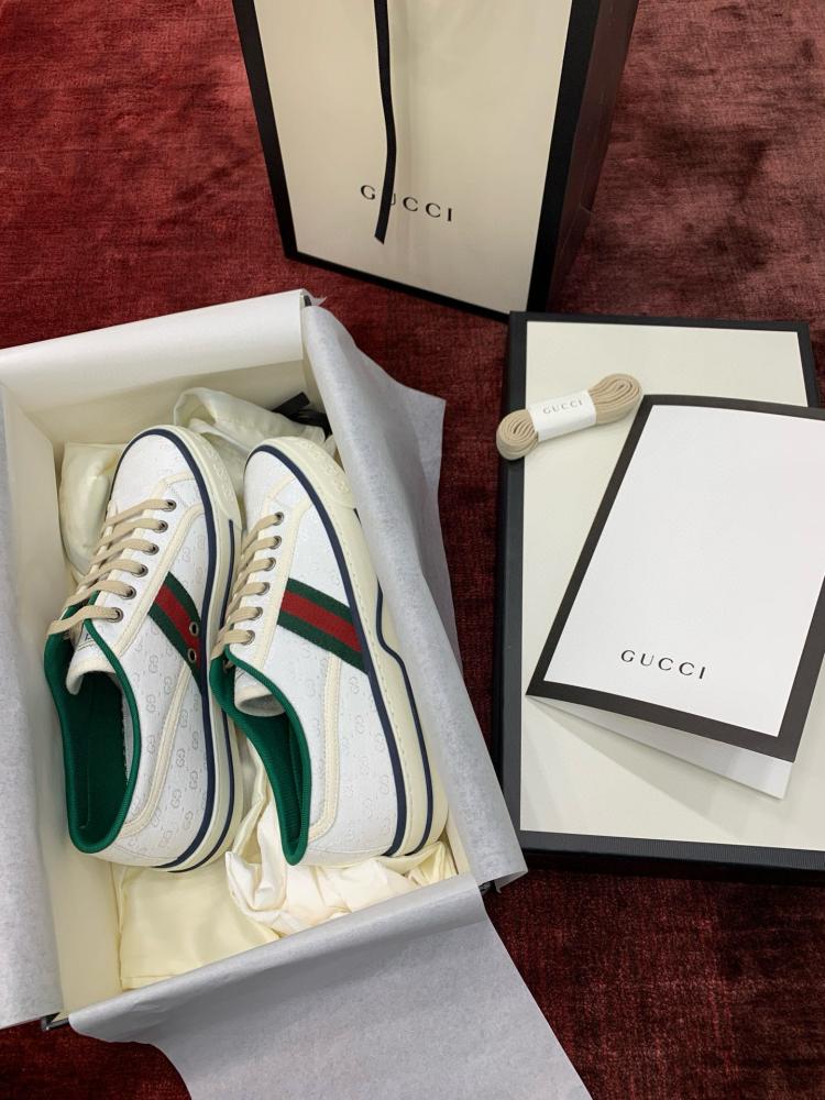 Gucci Tennis Sneakers GCSW124