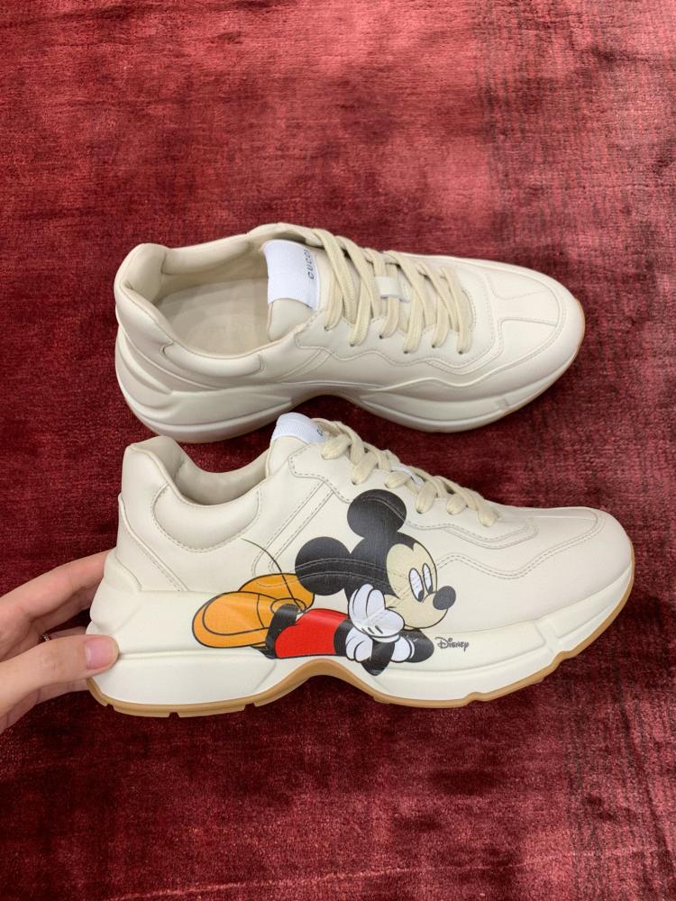 Gucci Rhyton Sneakers GCSW040