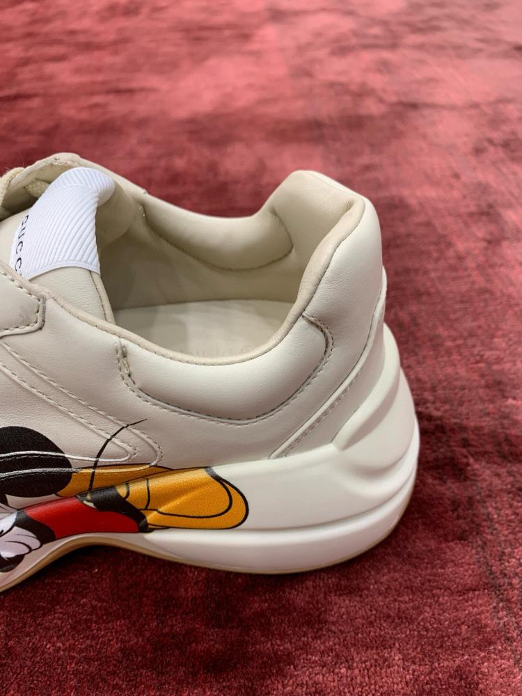 Gucci Rhyton Sneakers GCSW040
