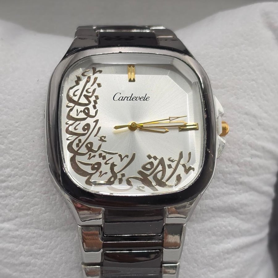 ساعة Cardevele ابيض خط ذهبي