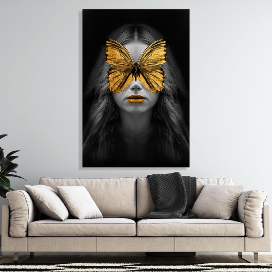 لوحة جدارية طولية بتصميم عصري