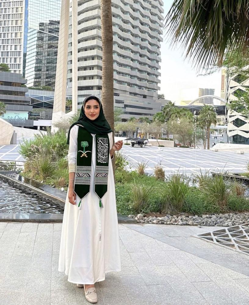 وشاح اليوم الوطني بشكل انيق