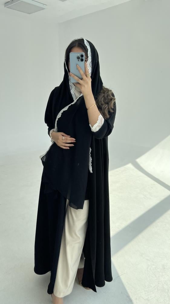 Gulf white abaya