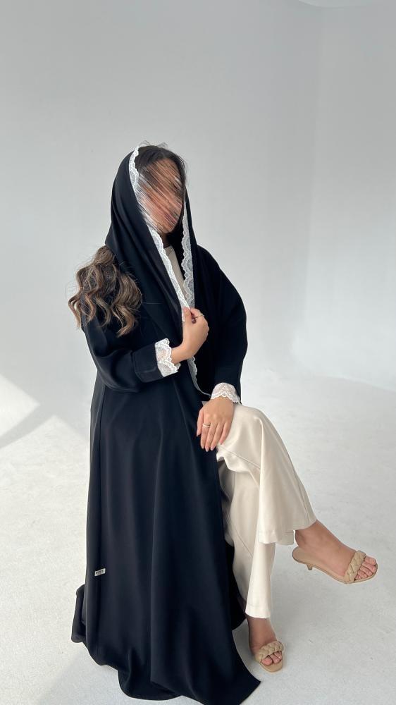 Gulf white abaya