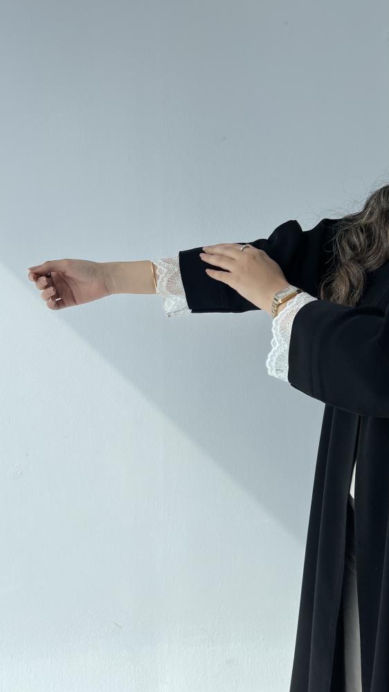 Gulf white abaya