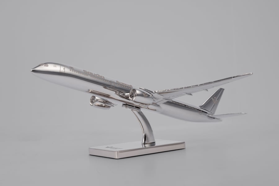 Aircraft Model Dreamliner B787 - Silver