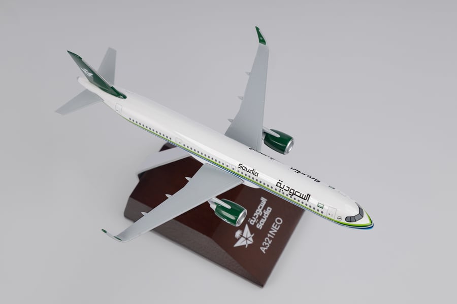 نموذج طائرة Airbus 321