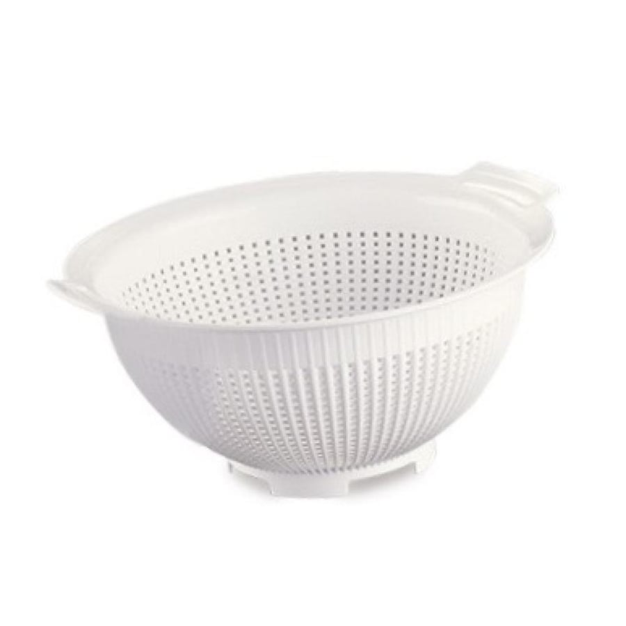Plastic colandor perf 23.5cm10.5 cm