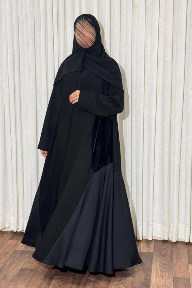 عبايات سيراميك ومخمل شتوية ستريت للمرأة الخليجية