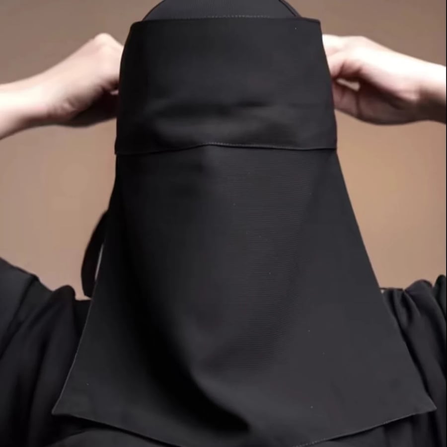 نقاب بغشوه عيون طوايله