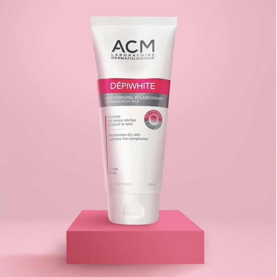 ACM Depiwhit body milk حليب الجسم ايه سي ام ديبي وايت لتفتيح البشرة 100ML