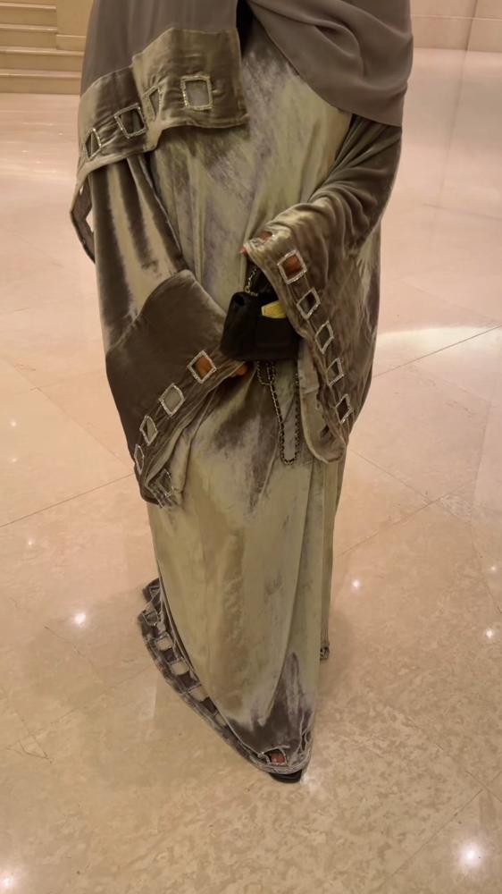 عباية غيداء